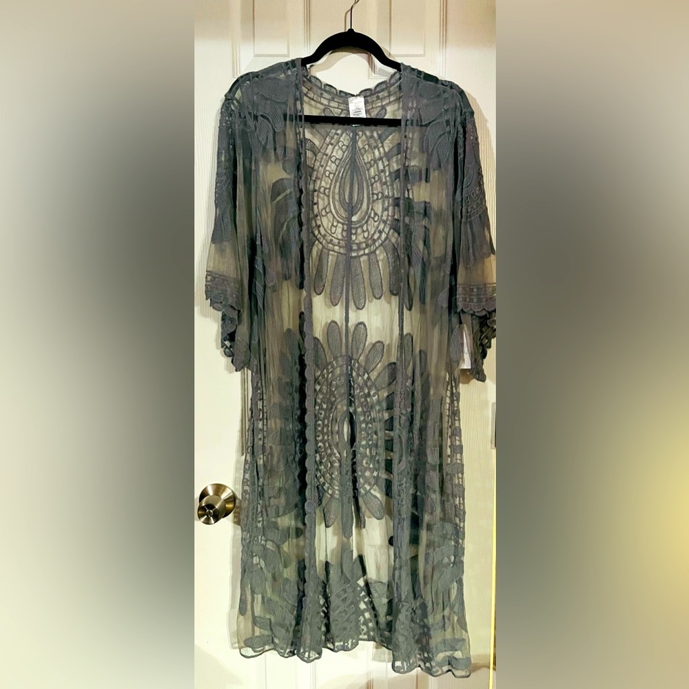 COPY - NWT Lace Kimona